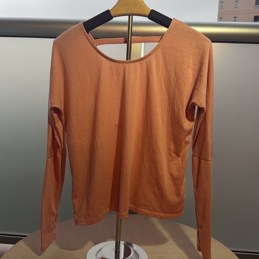Onzie :Long Sleeve Wrap Back